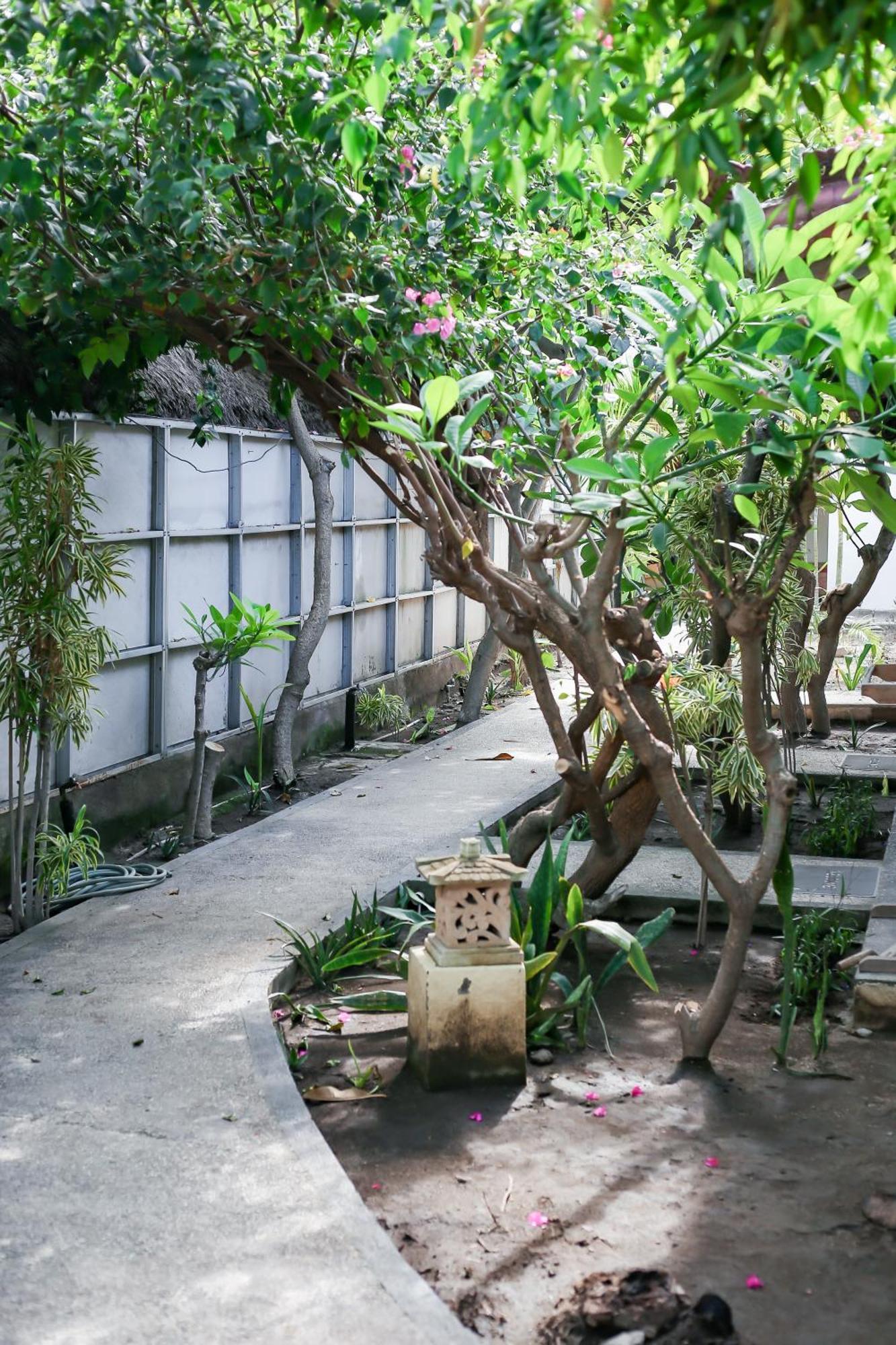 Cozy Bungalows Gili Trawangan Exterior photo